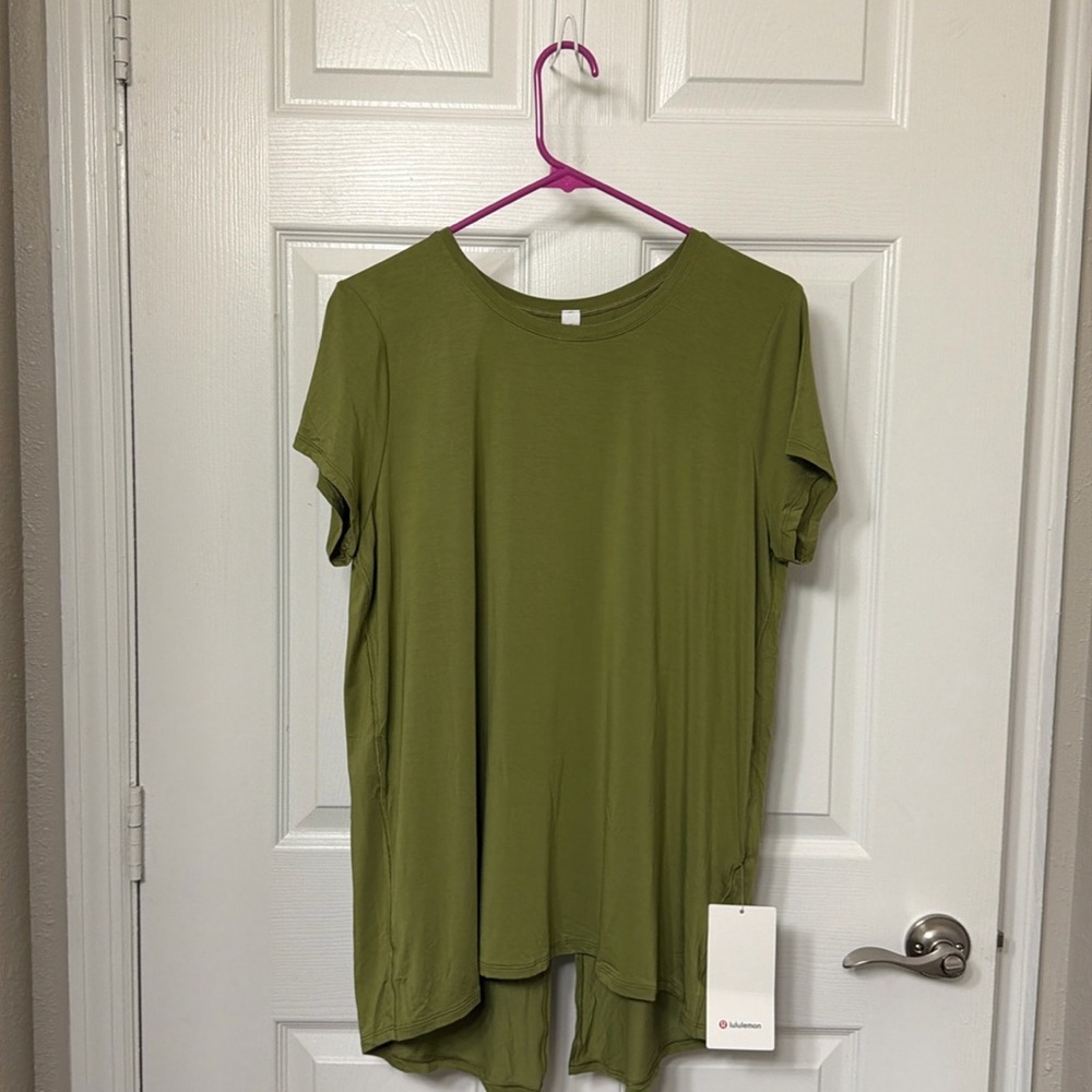 Open Up Tie Back Tee